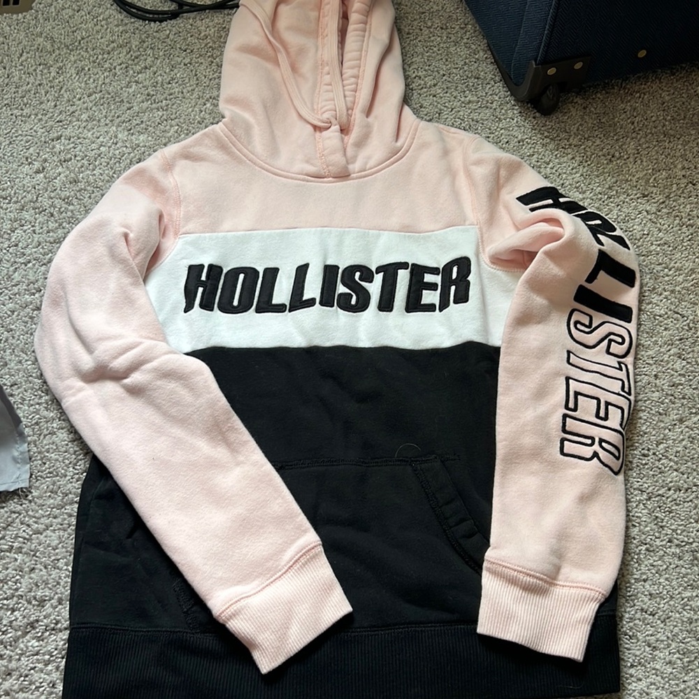 Women’s Small Hollister Hoodie